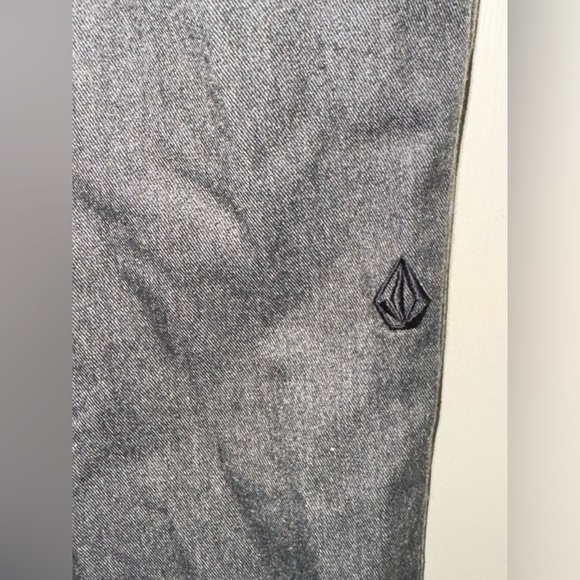 Volcom Style #A11313S1 VMONTY PANTS CHARCOAL HEATHER Size: 42x 32 - Picture 3 of 8